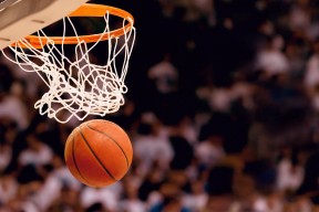 乌干达男篮在非洲预赛中舍命争先，迈向世界顶尖水平，乌干达vs南非