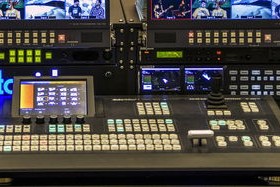 波兰蝶泳节奏把控精准，蝶泳波浪原理