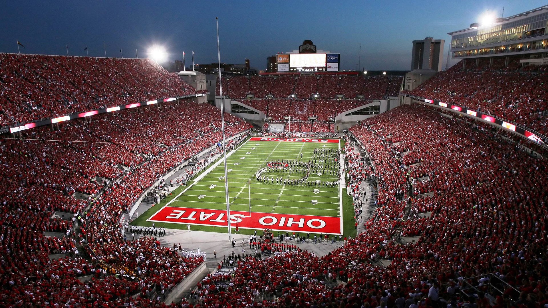 主场氛围持续火爆观众热情成为球队最坚实的后盾支持